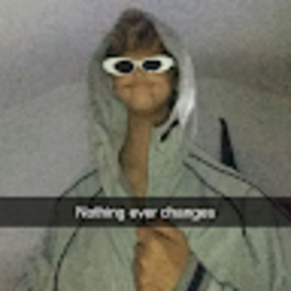 Meet your Posher, Jordi - Picture 1 of 1